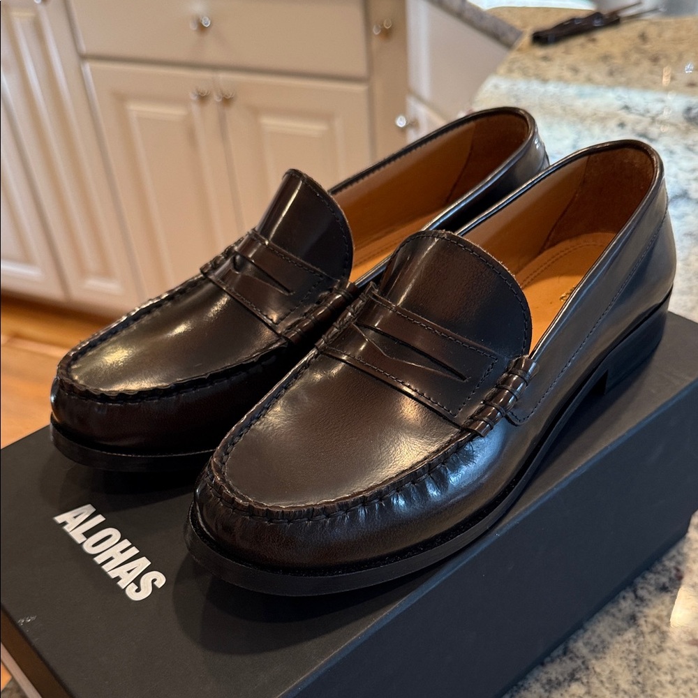 ALOHAS Women’s Brown Leather Loafers | Sz 38